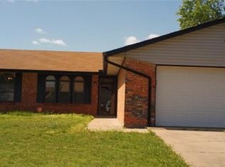 6112 SW Oak Cliff Ave, Lawton, OK 73505