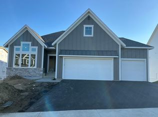 6633 Wolfberry Curv, Minnetrista, MN 55331