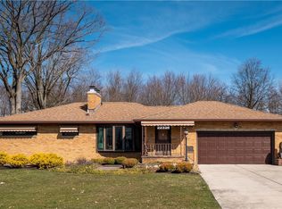 22326 Haber Dr, Fairview Park, OH