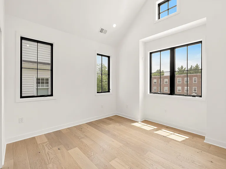 5015 Elm St — Photo 32