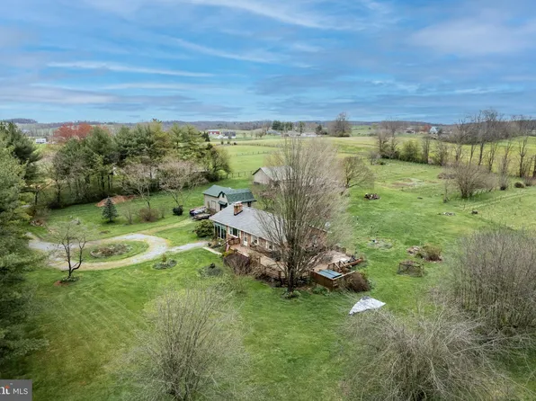 8601 Woodville Rd, Mount Airy, MD 21771
