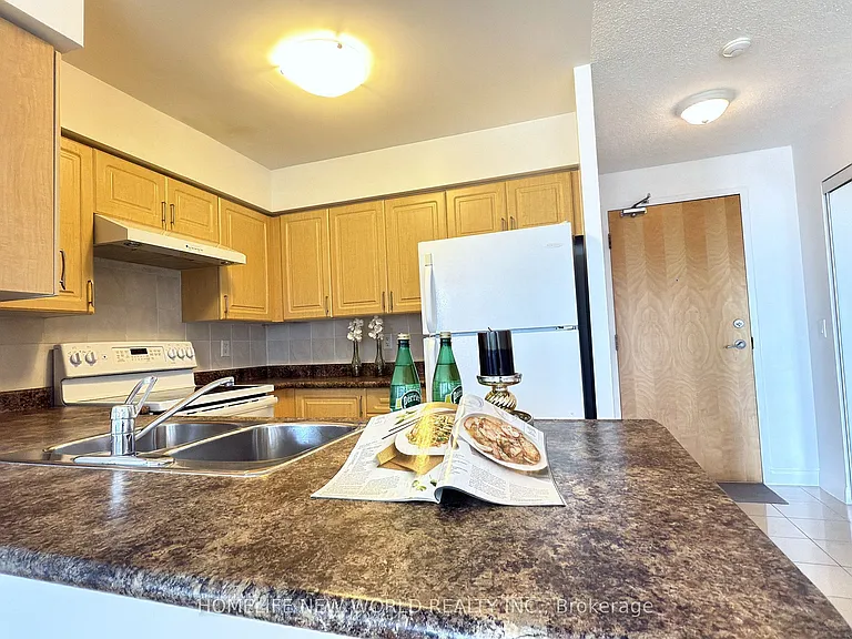 4978 Yonge St #1209 — Photo 14