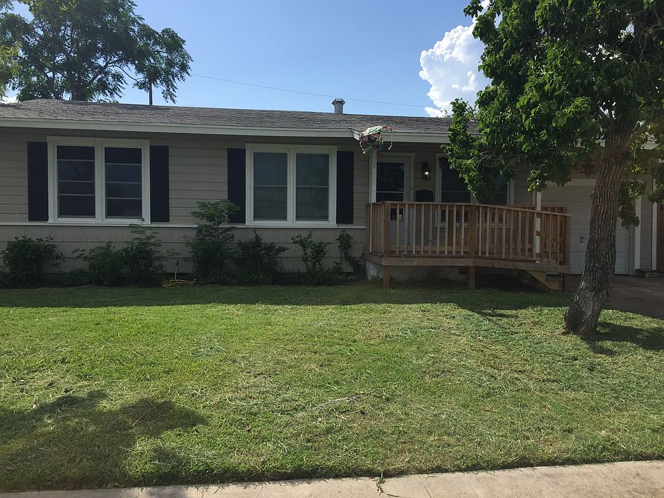 1st image of 913 Clare Dr