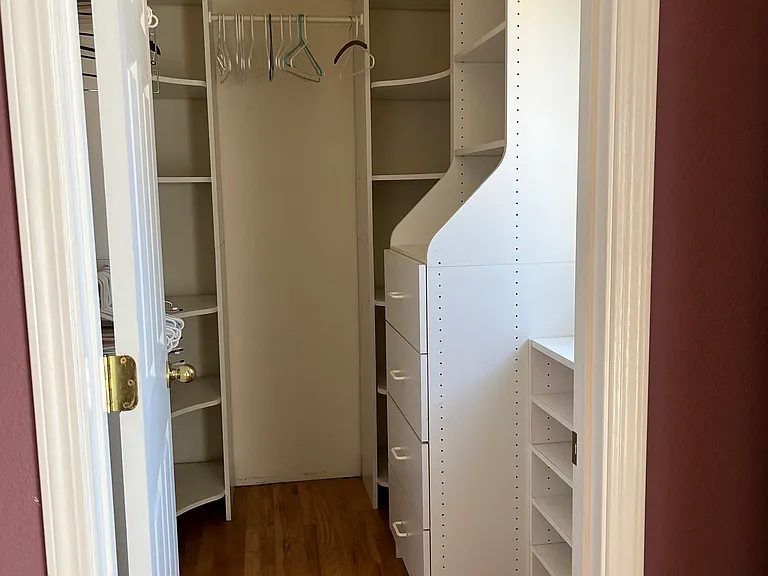 MBR Walk-In-Closet