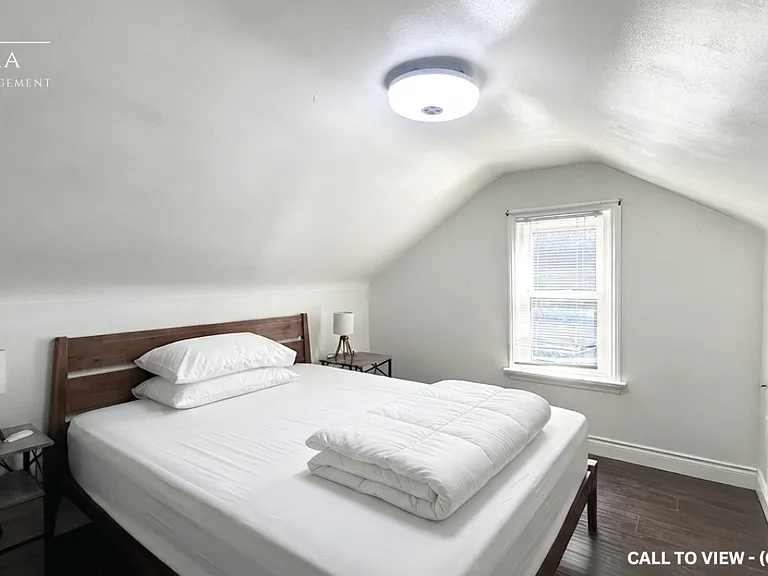 109 McNay St #1 — Photo 8