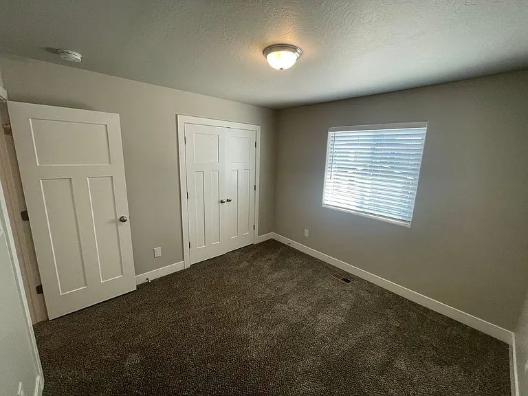 3154 W 1650 N #C — Photo 8