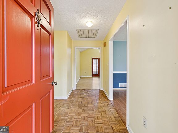 2nd image of 130 The Farm Rd