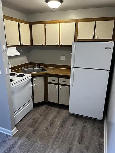 2nd image of 16 Niles St #566-2B