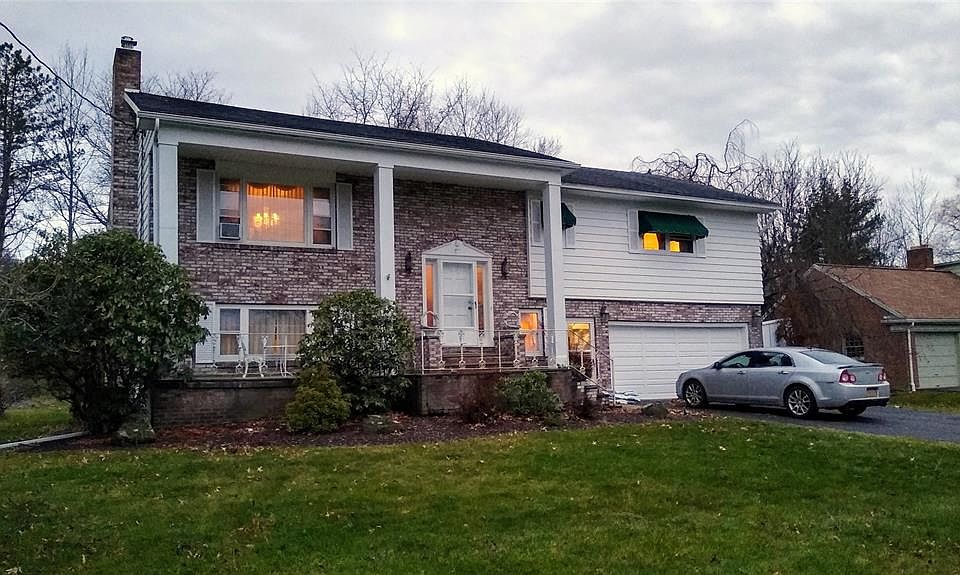 1st image of 15 Devon Blvd