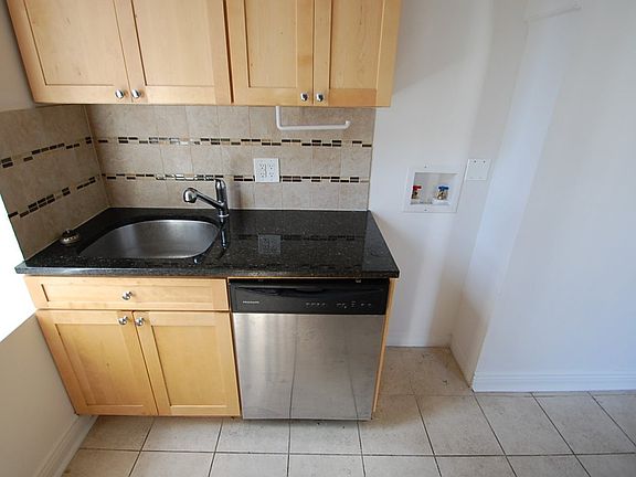 2nd image of 560 W 149th St APT 4E