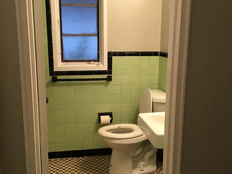 1783 Brewer Blvd SW — Photo 14
