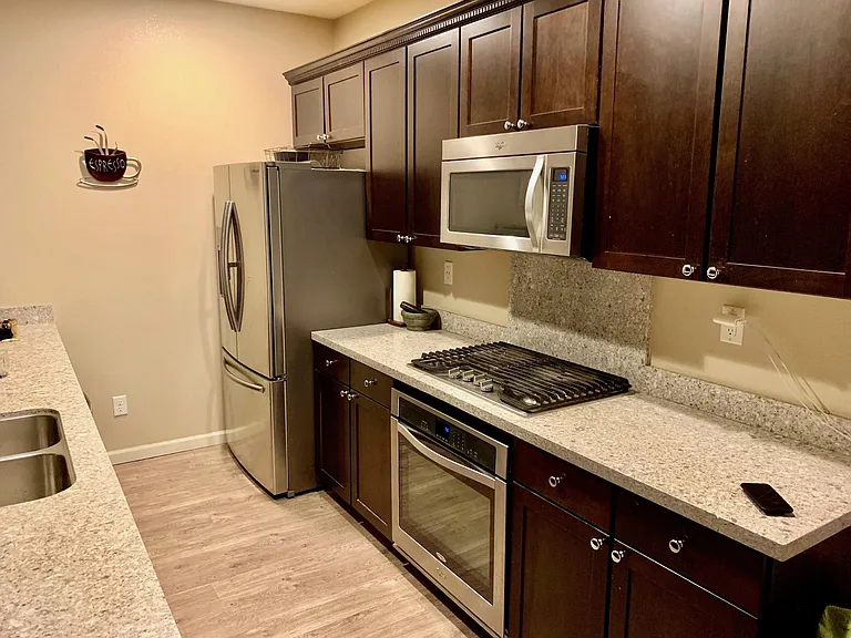 1476 Shore Dr — Photo 5
