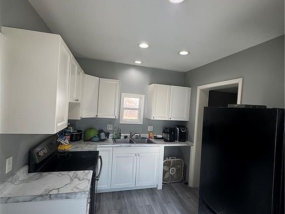 4th image of 11300 E 11th St S