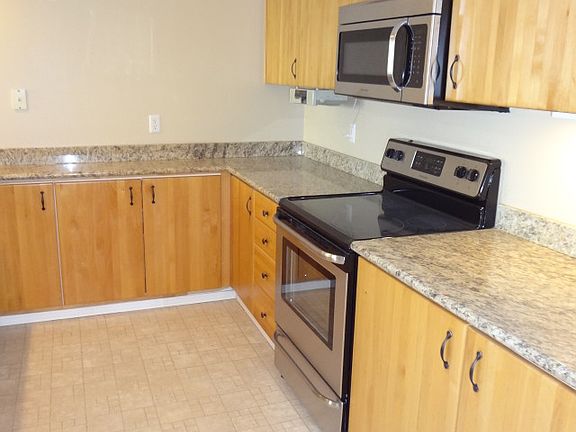 5th image of 11009 36th Avenue Ct E