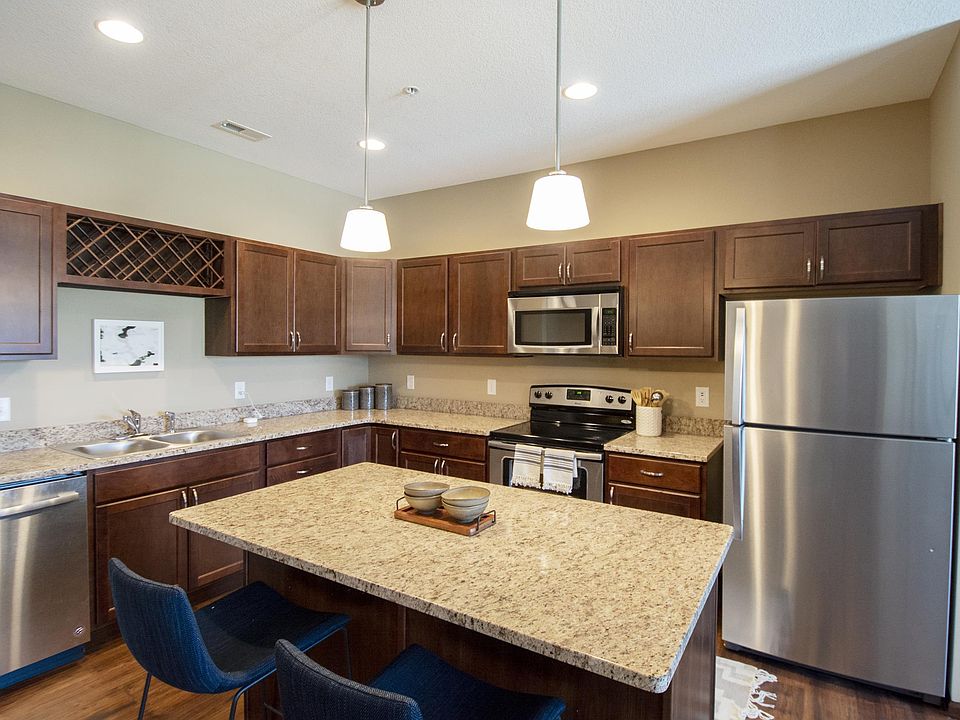 Aspire Townhomes 6950 Stagecoach Dr West Des Moines IA Zillow