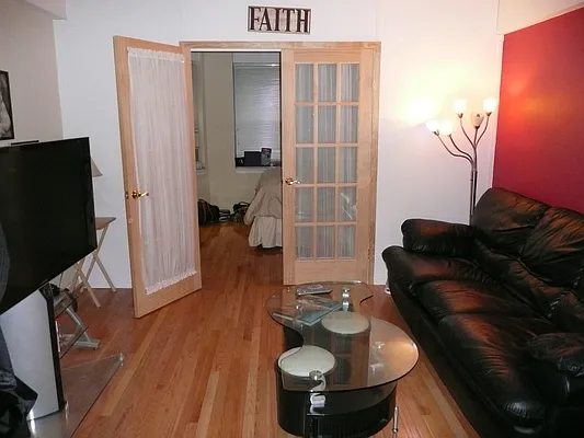 Rented by Transco | media 4