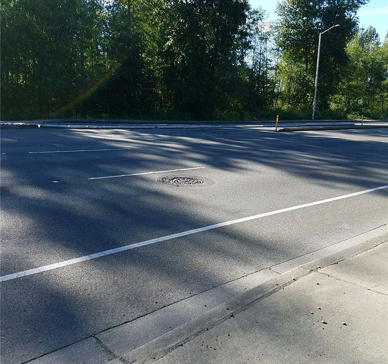 2nd image of 12505 Canyon Rd E