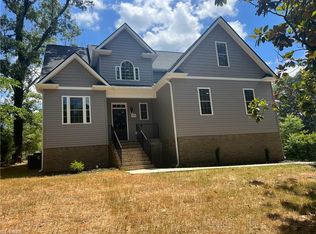 305 Oakdale Rd, Jamestown, NC 27282
