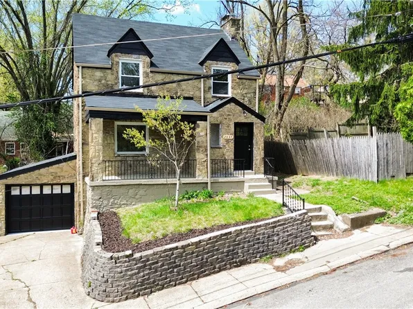 2037 Sampson St, Pittsburgh, PA 15221