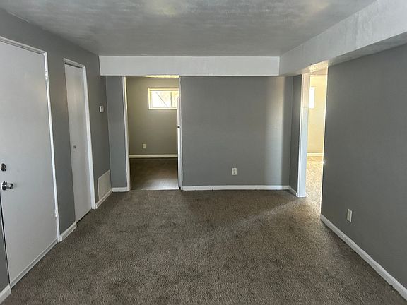 4th image of 1048 Forest Ct APT 6