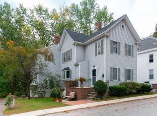 30 Thompson St, Amesbury, MA 01913