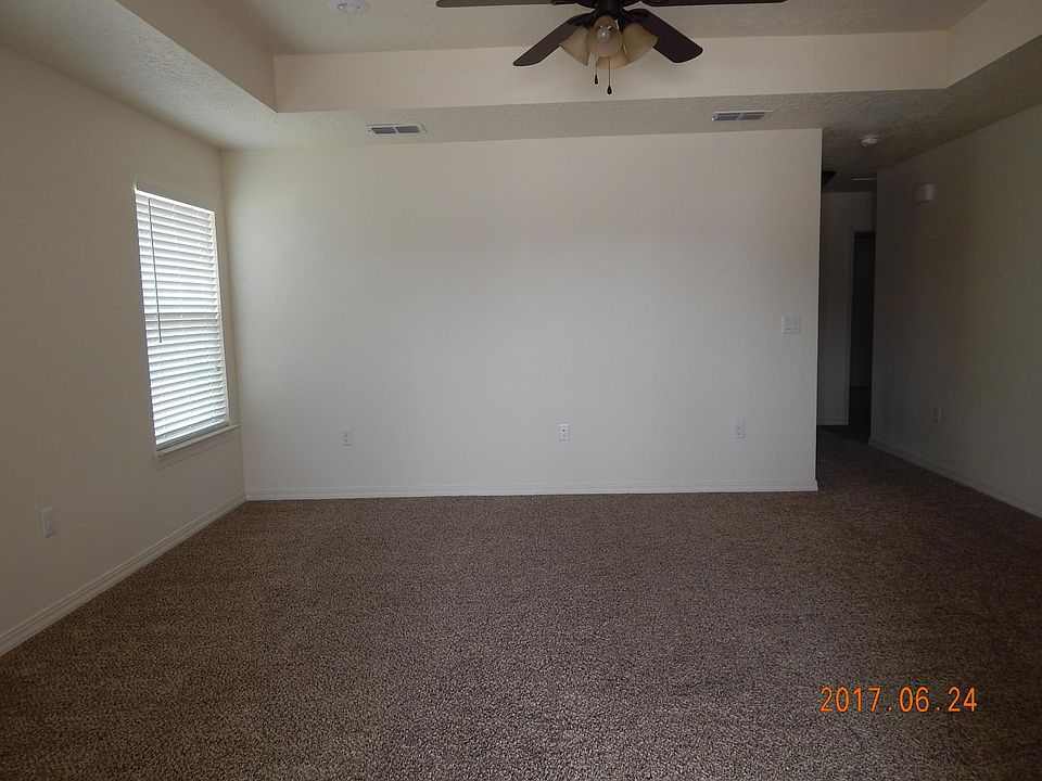 2nd image of 121 Limestone APT B