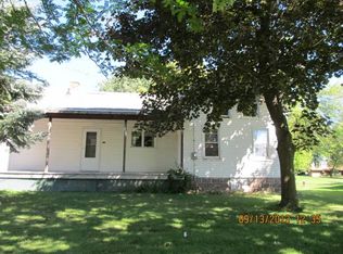 414 Waupaca St, Fremont, WI 54940