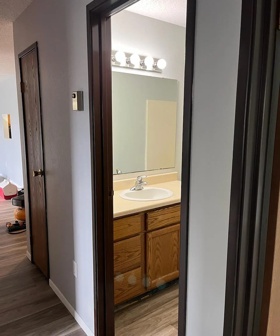 3 bed, $1,050 — Photo 2