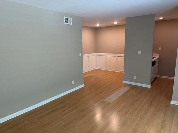 5th image of 88 Salt Marsh Circle #22-H
