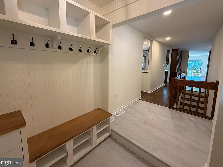 1214 Eastover Pkwy — Photo 3