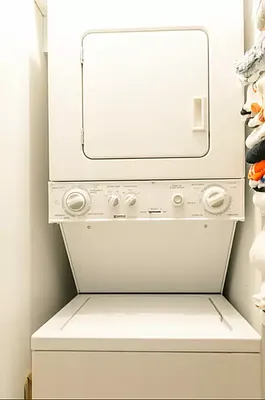 Rented by Compass | media 35