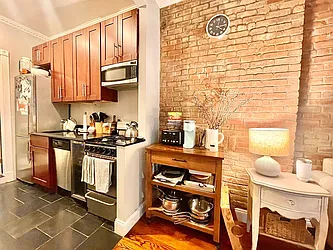 Rented by Century 21 Premier 