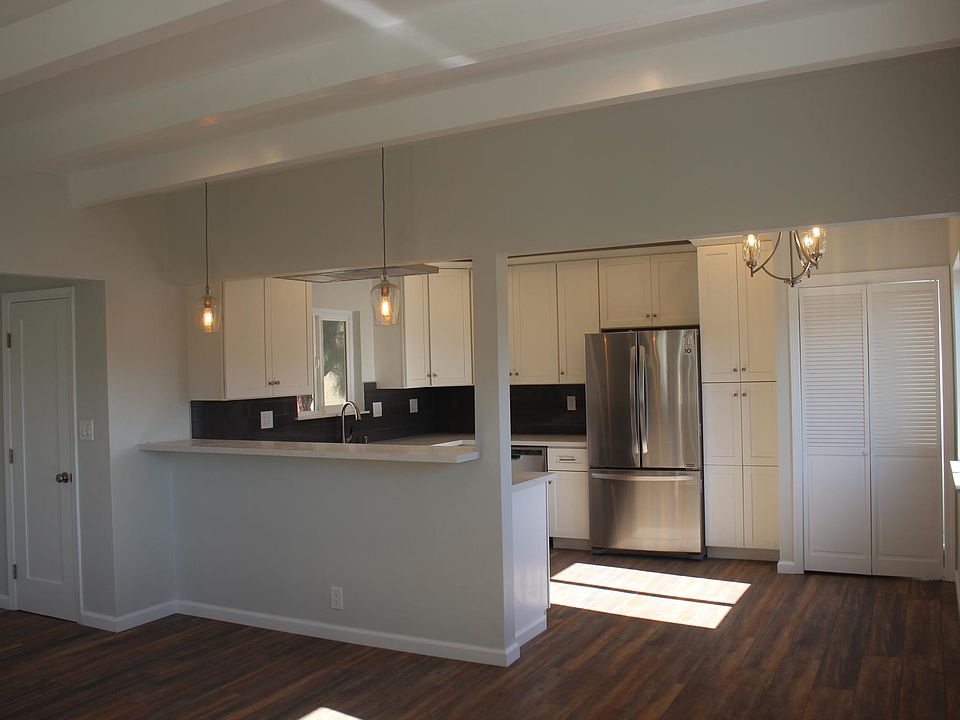 1st image of 11933 Culver Blvd