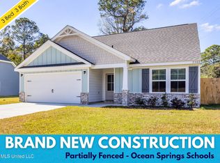 5900 Southwark Dr, Ocean Springs, MS 39564