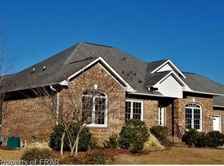 424 W Summerchase Dr, Fayetteville, NC 28311