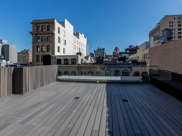 391 Broadway image 5 of 19