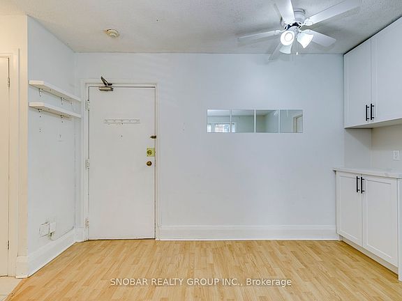 3rd image of 114 Vaughan Rd #105