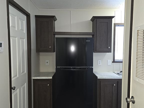 3rd image of 161 New Moon Dr #161