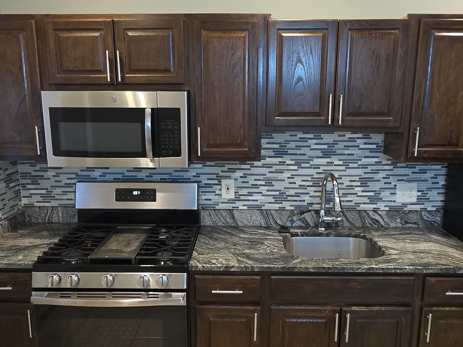37 N Bernice Ave — Photo 1