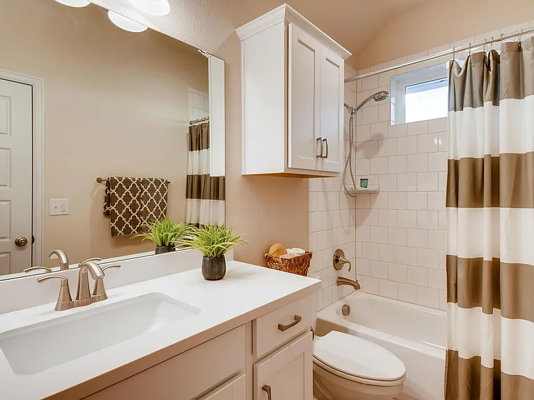 1605 Sanchez St #2 — Photo 12