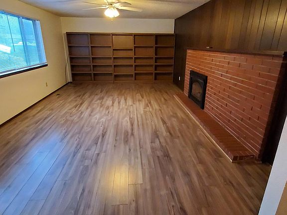 2nd image of 5108 23rd Ave SE