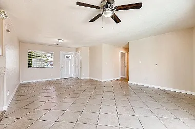 3 bed, 1672 sqft, $2,200 — Photo 4