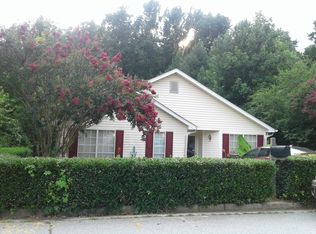 3400 Homeward Trl, Ellenwood, GA 30294