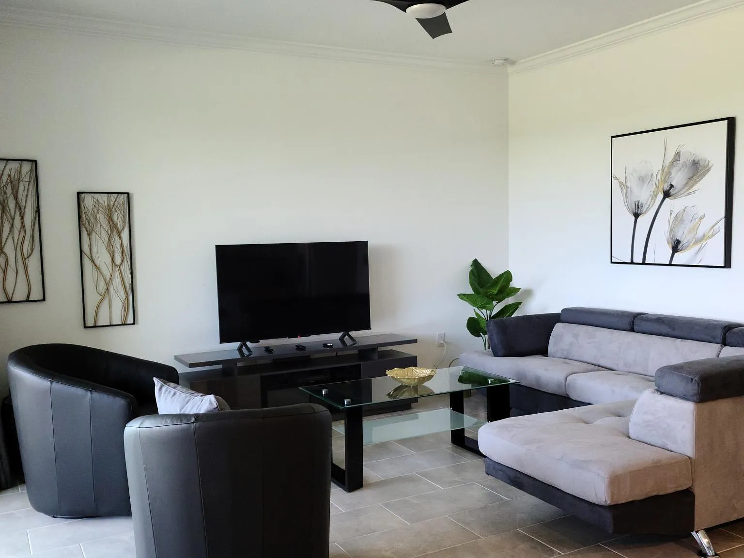 18028 Gawthrop Dr — Photo 4