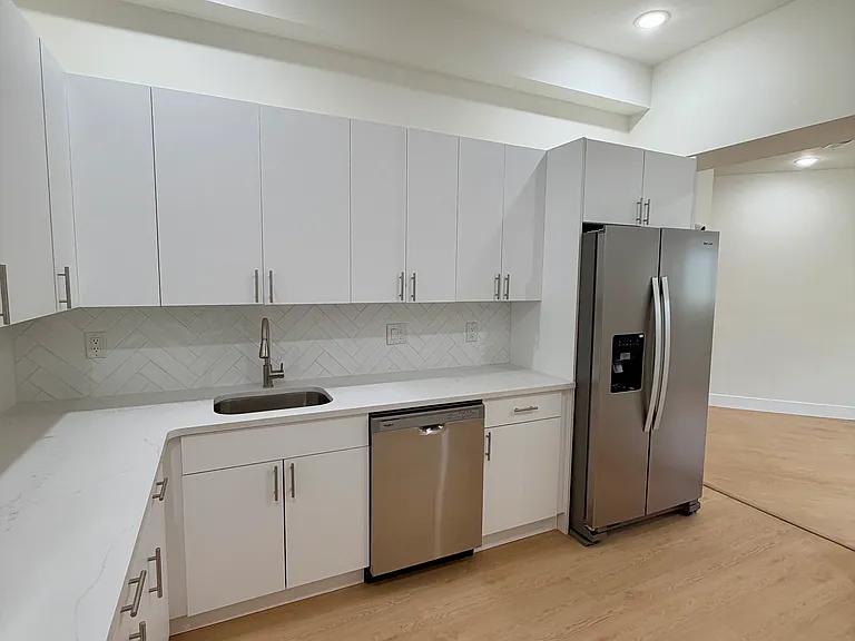 4212 Lancaster Ave #101 — Photo 6