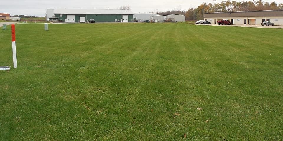 1st image of 602 Commerce Way