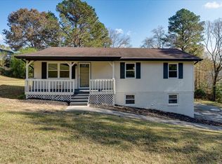 41 Dogwood Ln, Chickamauga, GA 30707