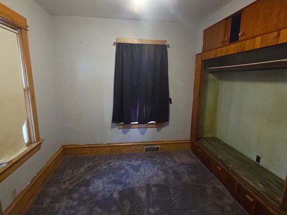 3rd image of 2408 Wisconsin Ave