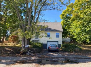 62 Capitol View Ave, North Providence, RI 02908