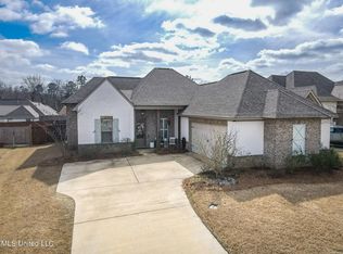 709 Prosperity Xing, Flowood, MS 39232